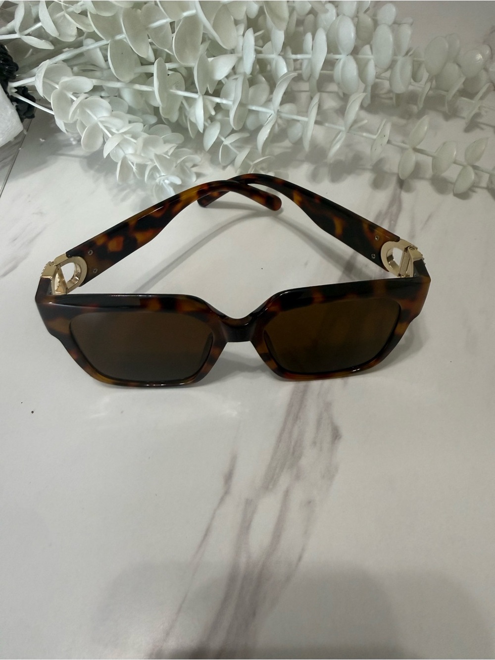 Tortoiseshell Square Sunglasses - Brown